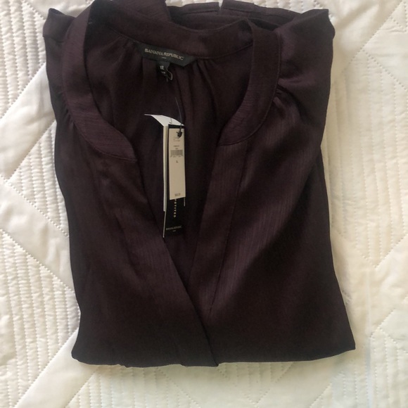 Banana Republic Women’s Long sleeve Button down Blouse. Burgundy size XL Career - Picture 10 of 13